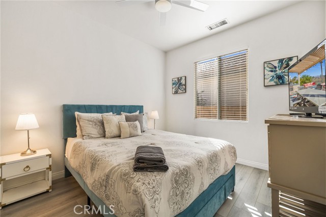 MLS #OC25249506 image #30