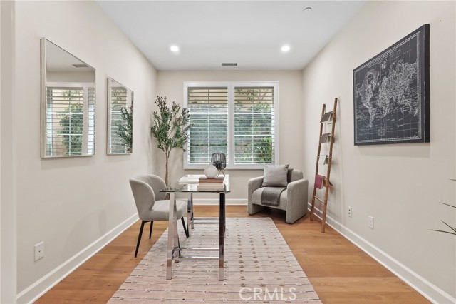 MLS #OC25249532 image #22