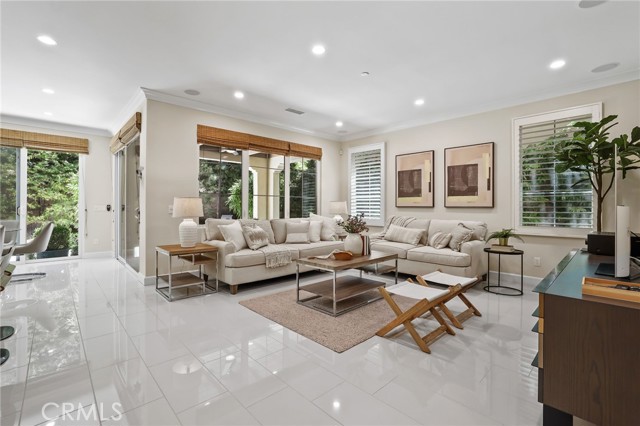 MLS #OC25249532 image #3