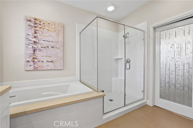 MLS #OC25249532 image #32