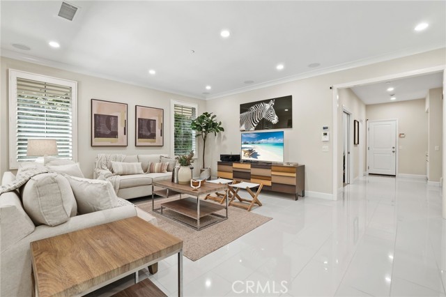 MLS #OC25249532 image #7