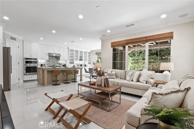 MLS #OC25249532 image #8