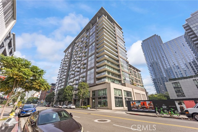 MLS #OC25249564 image #1