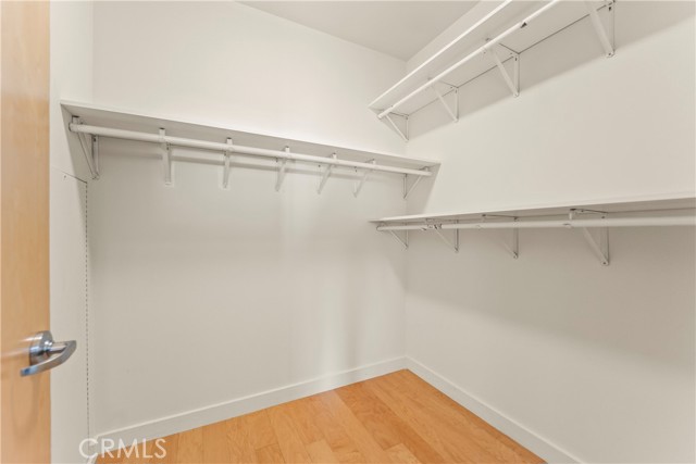 MLS #OC25249564 image #17