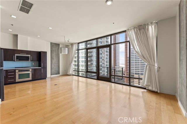 MLS #OC25249564 image #7