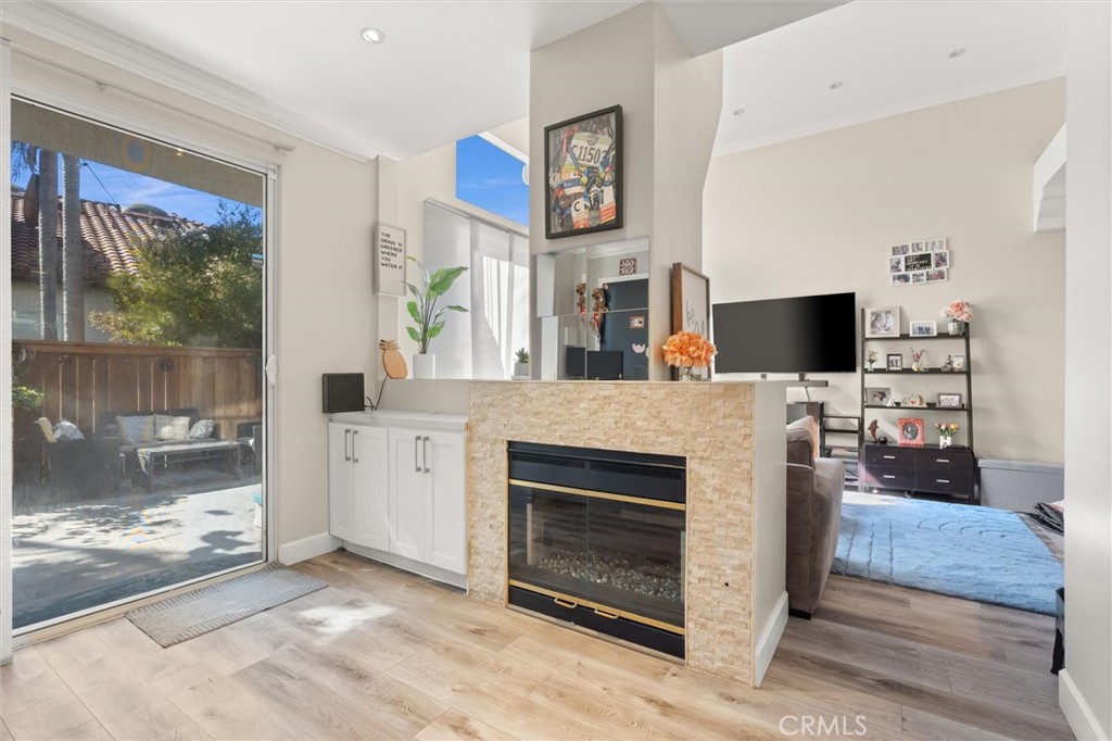 MLS #OC25249587 image #15