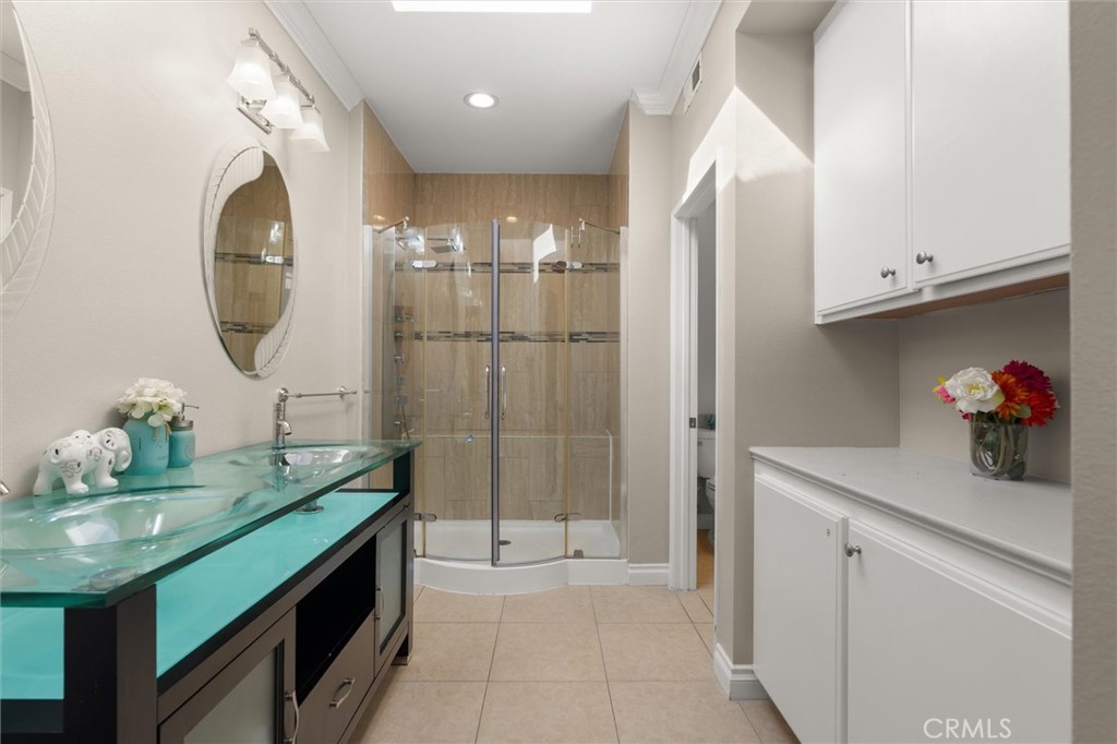 MLS #OC25249587 image #25