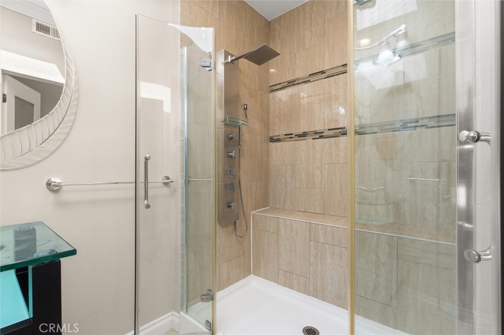 MLS #OC25249587 image #27