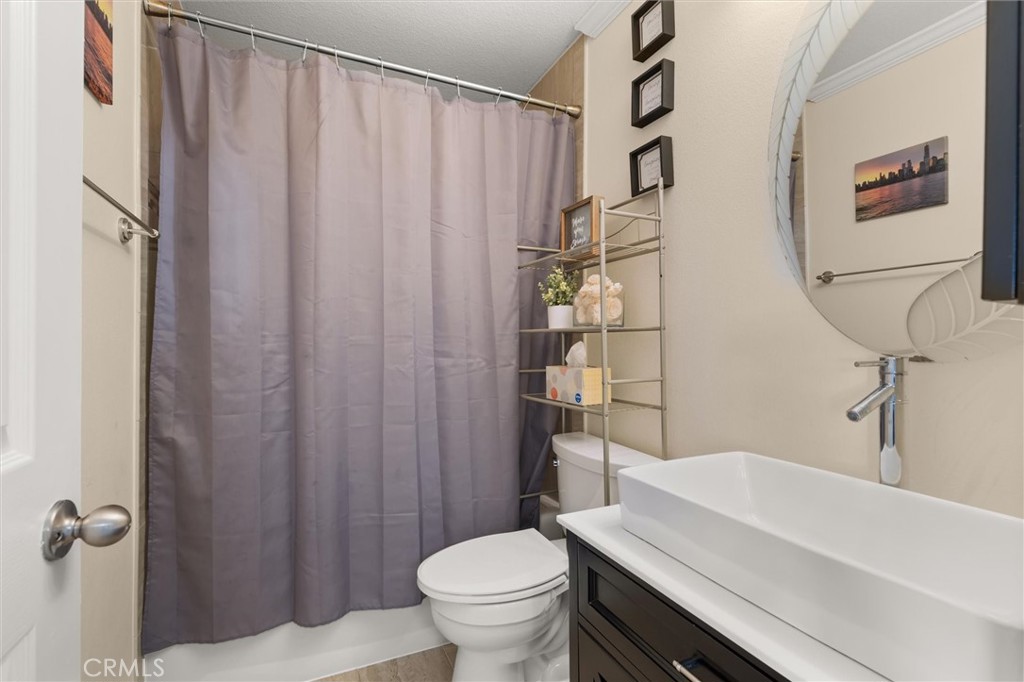 MLS #OC25249587 image #30