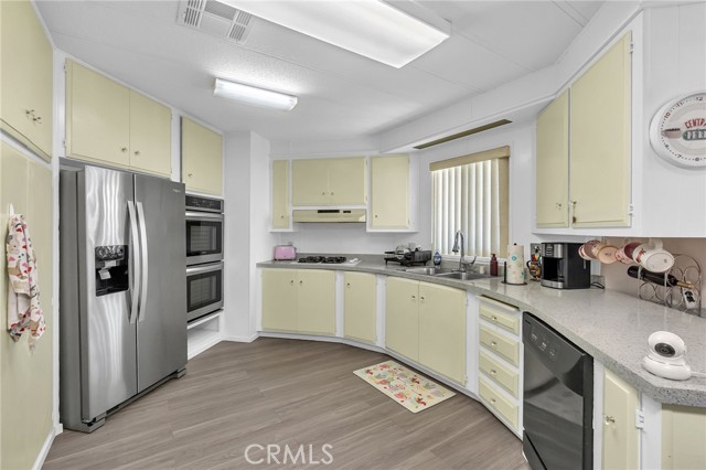 MLS #OC25249606 image #10