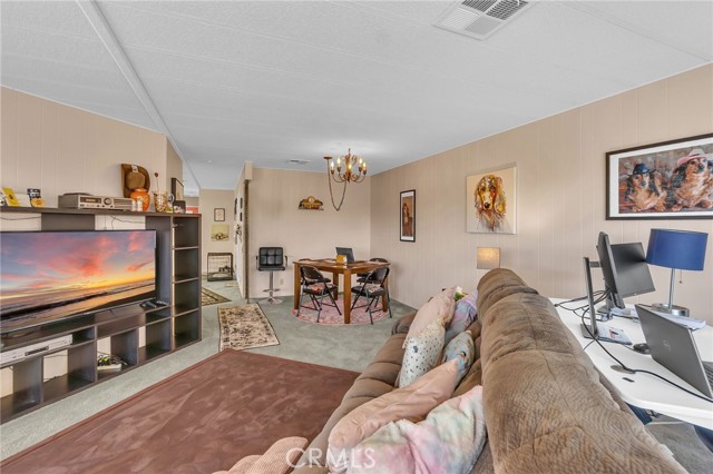 MLS #OC25249606 image #17