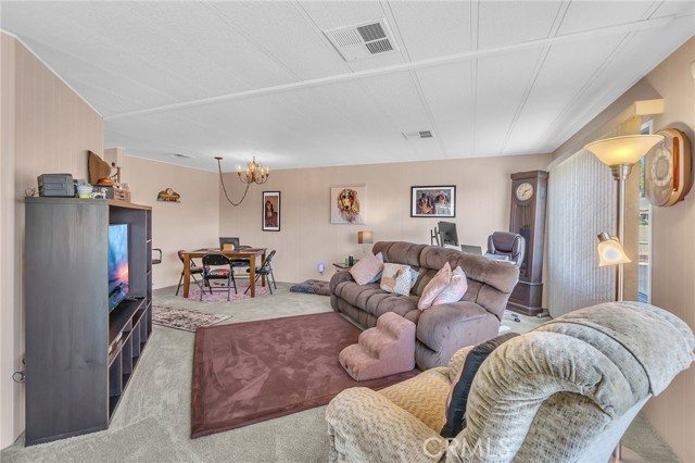 MLS #OC25249606 image #18