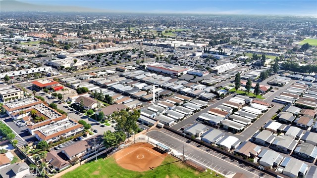 MLS #OC25249606 image #34