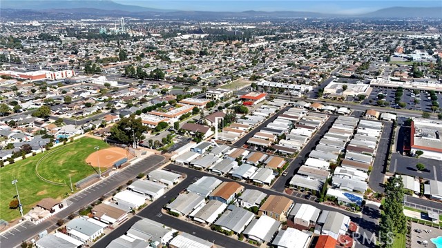 MLS #OC25249606 image #35