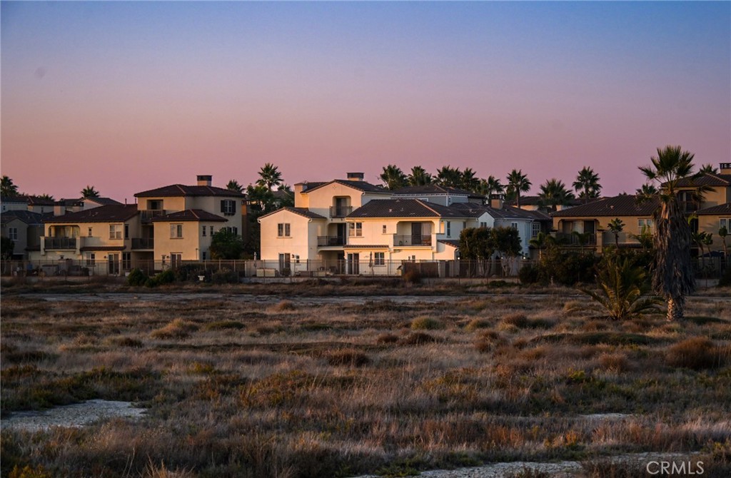 MLS #OC25249651 image #0