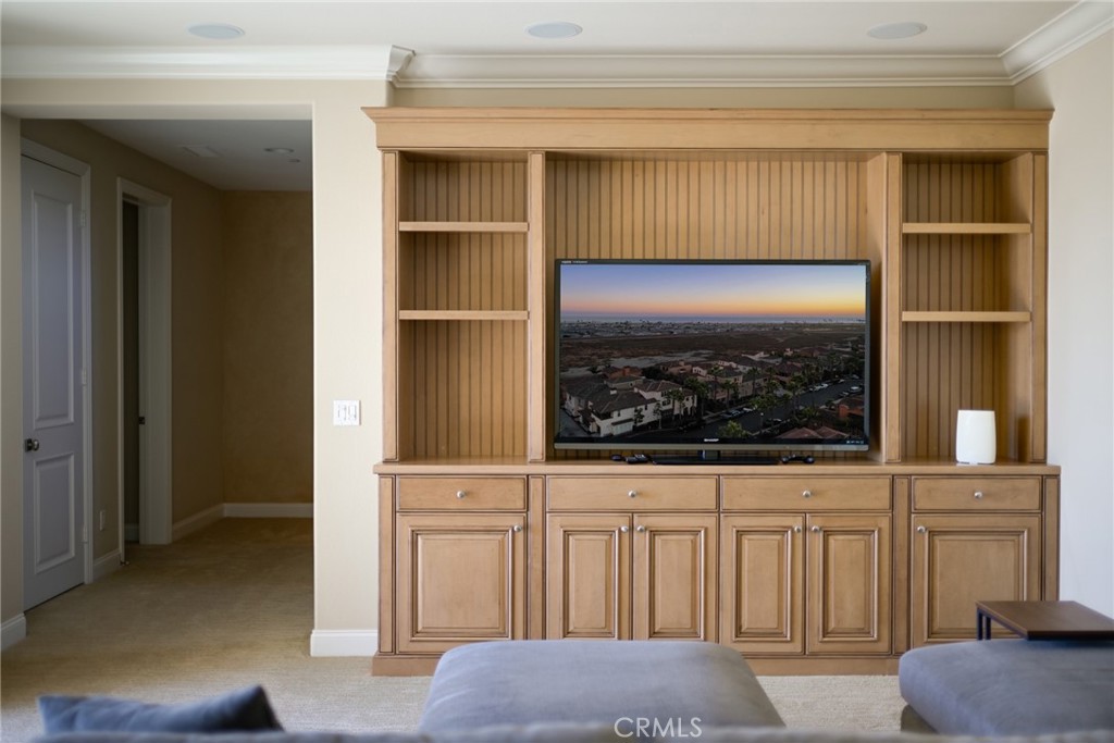 MLS #OC25249651 image #11