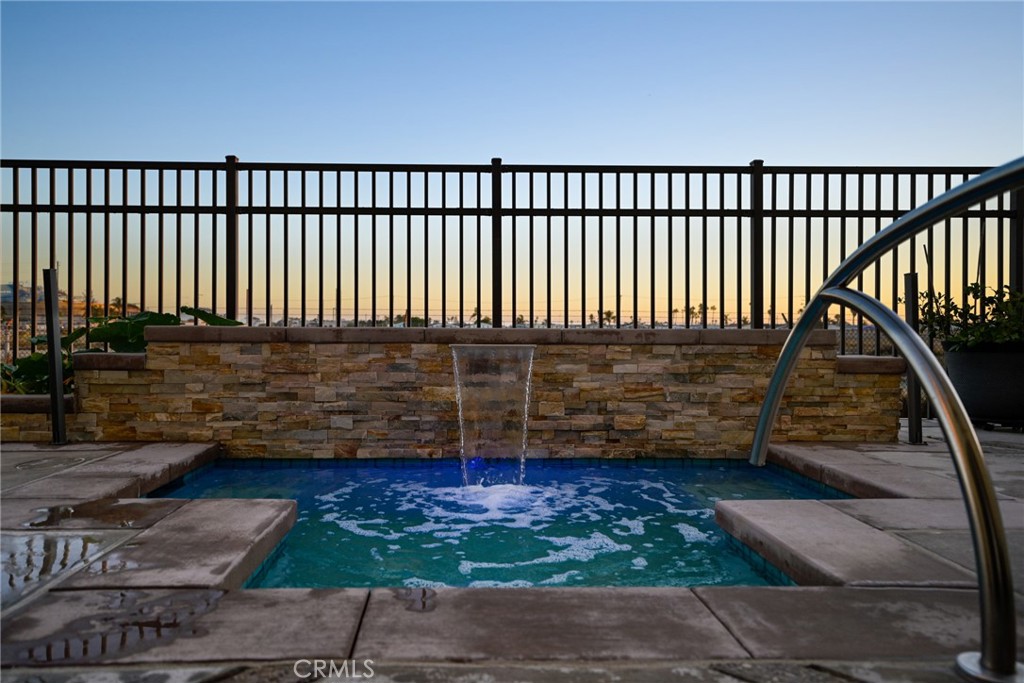 MLS #OC25249651 image #20