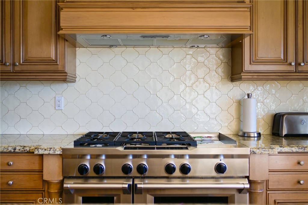 MLS #OC25249651 image #5