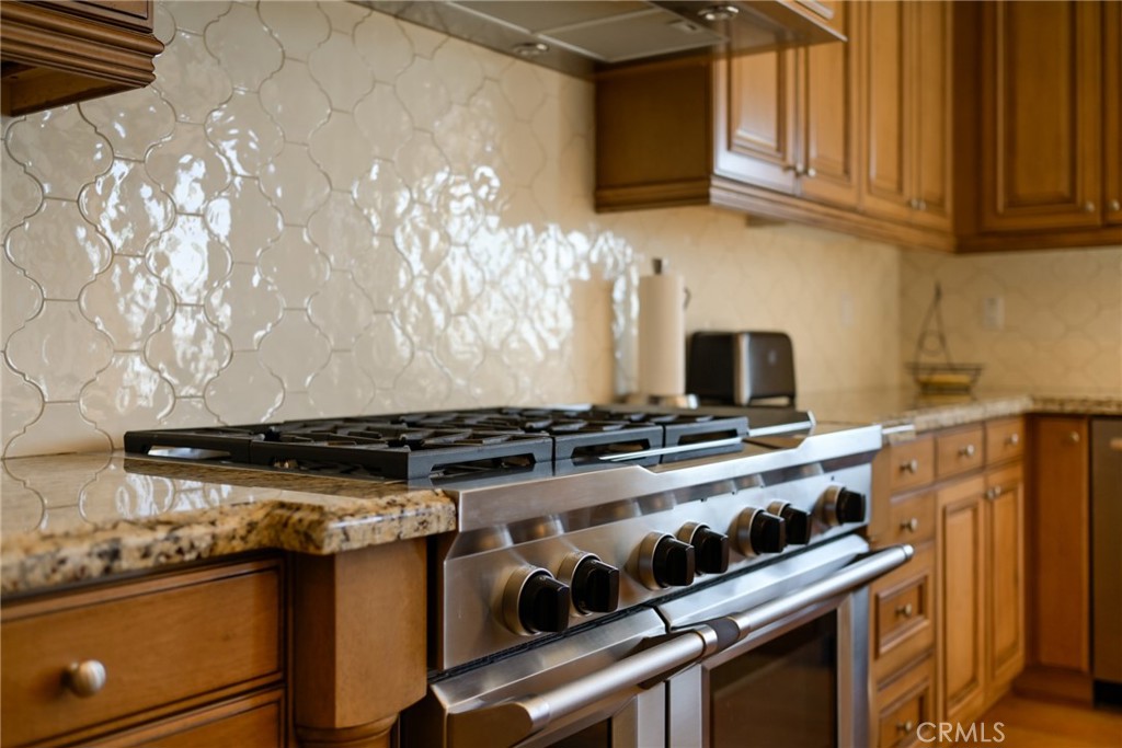 MLS #OC25249651 image #6