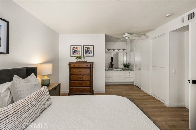 MLS #OC25249687 image #11