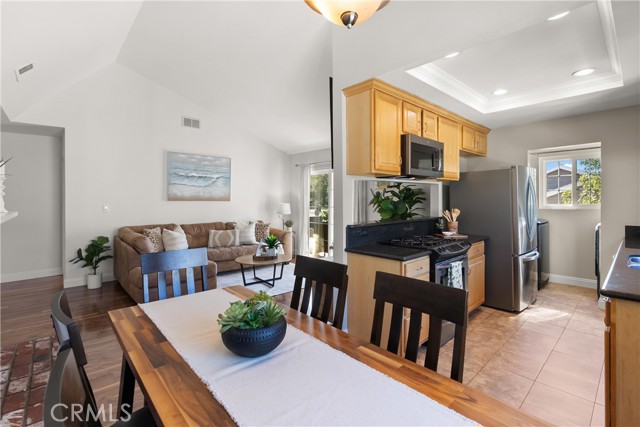 MLS #OC25249757 image #12