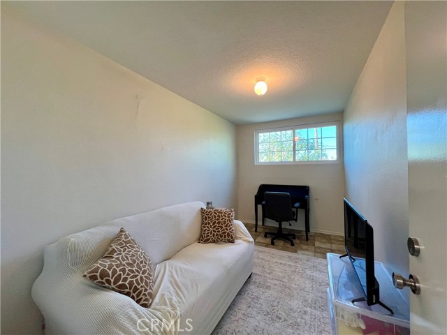 MLS #OC25249757 image #24