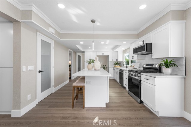 MLS #OC25249792 image #17