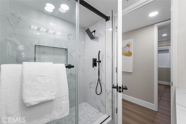 MLS #OC25249792 image #25