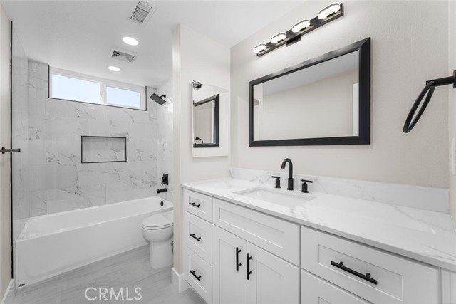 MLS #OC25249792 image #35