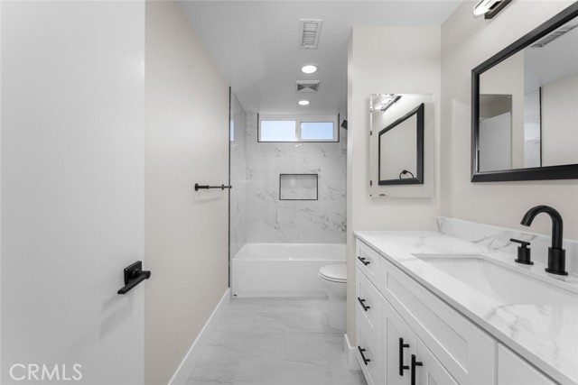 MLS #OC25249792 image #36