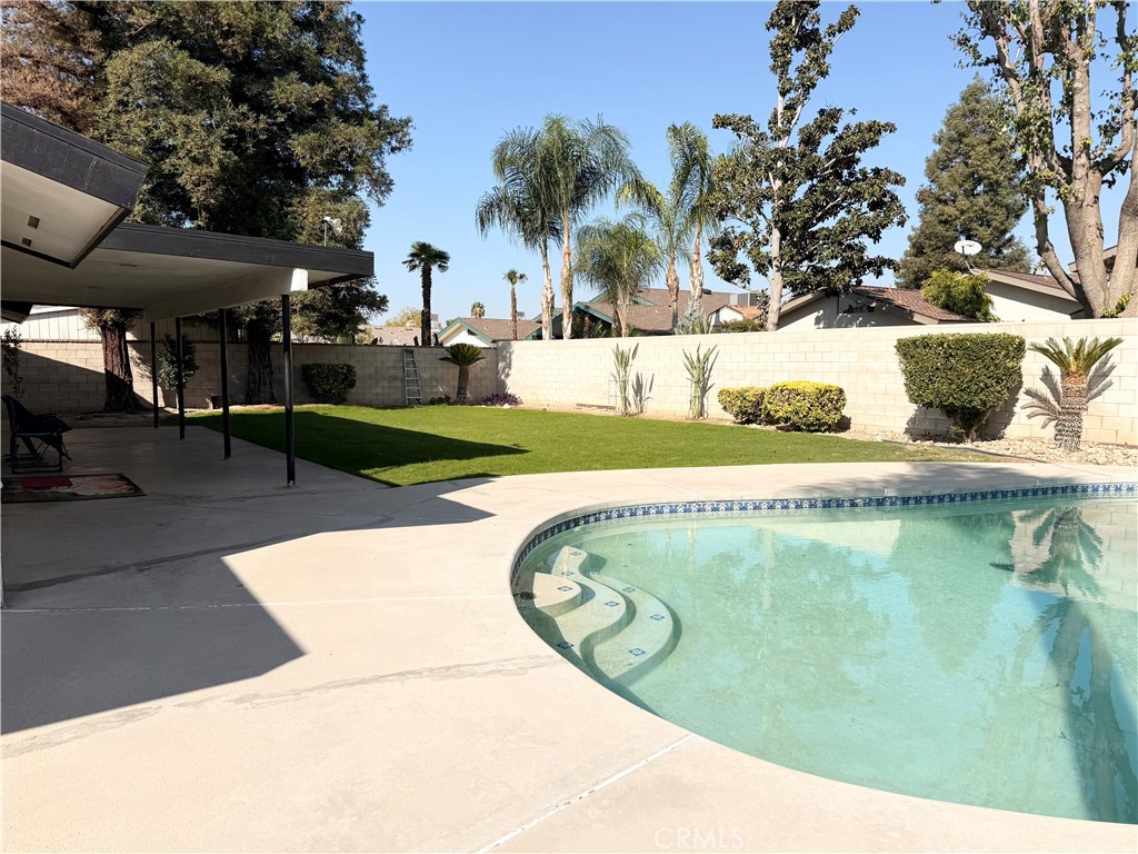 MLS #OC25249851 image #10