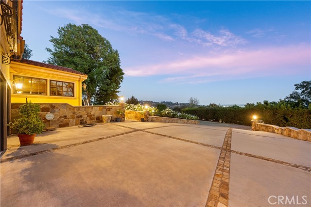 MLS #OC25249869 image #16