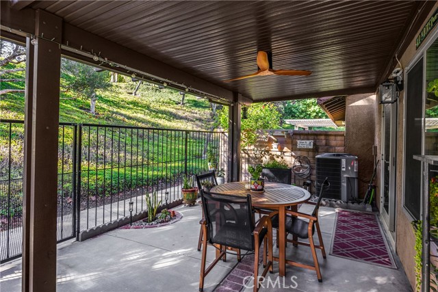 MLS #OC25249873 image #16