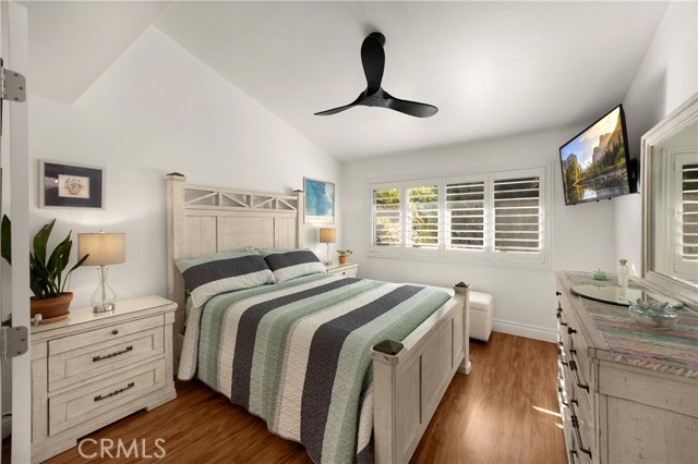 MLS #OC25249873 image #8