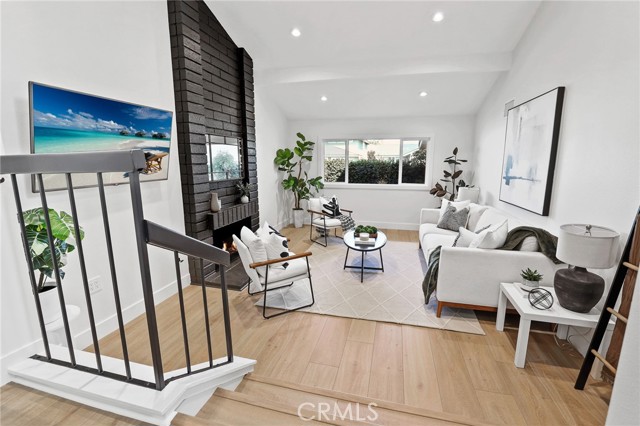 MLS #OC25249937 image #10