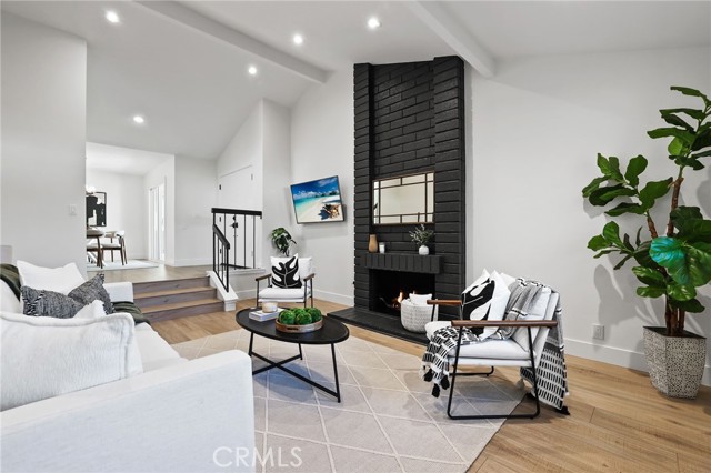 MLS #OC25249937 image #14