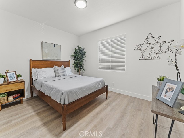 MLS #OC25249946 image #27