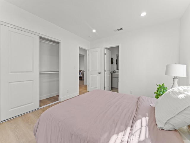 MLS #OC25249946 image #29