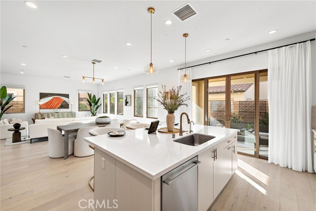 MLS #OC25249950 image #13