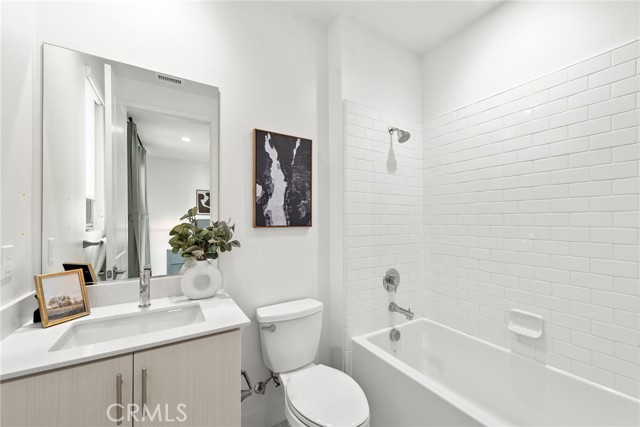 MLS #OC25249950 image #17