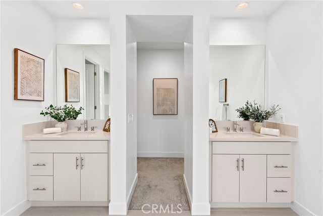 MLS #OC25249950 image #23