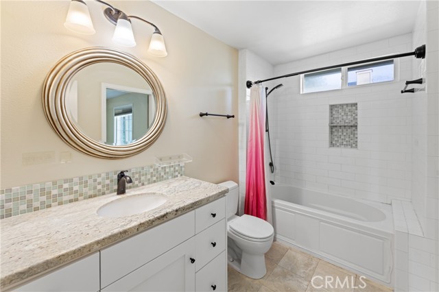 MLS #OC25250058 image #11