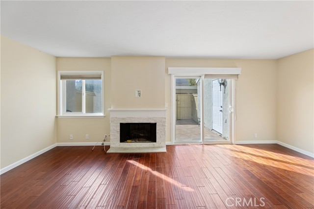 MLS #OC25250058 image #2