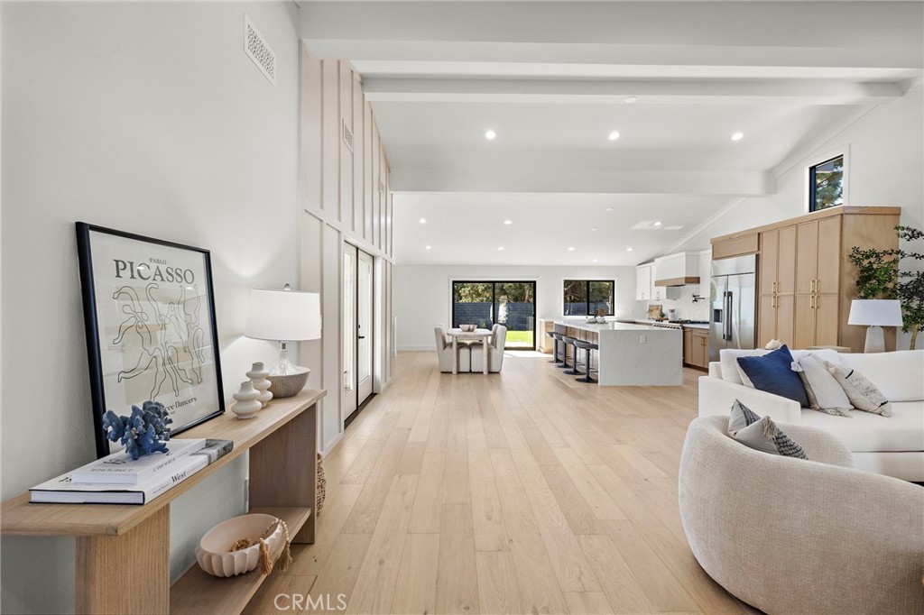 MLS #OC25250070 image #12