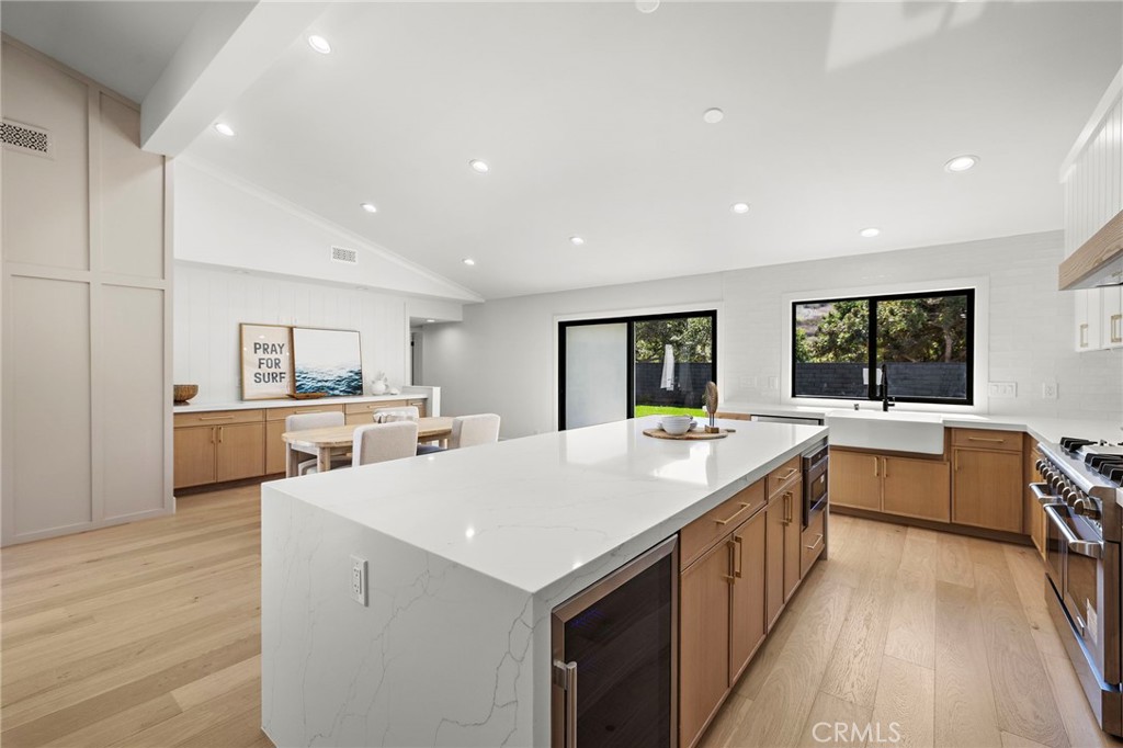 MLS #OC25250070 image #19