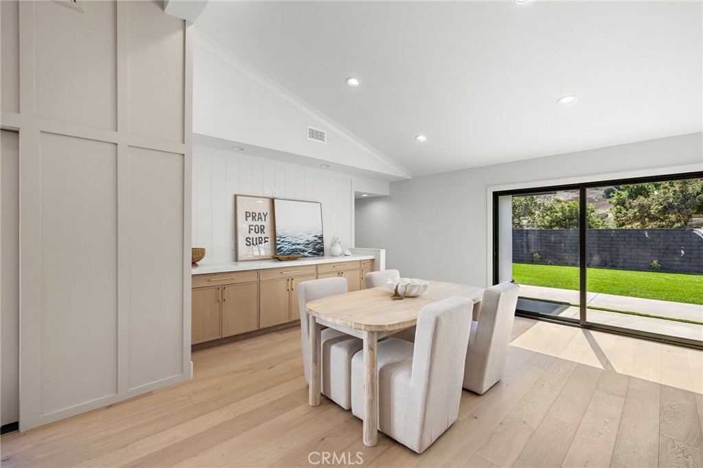 MLS #OC25250070 image #26