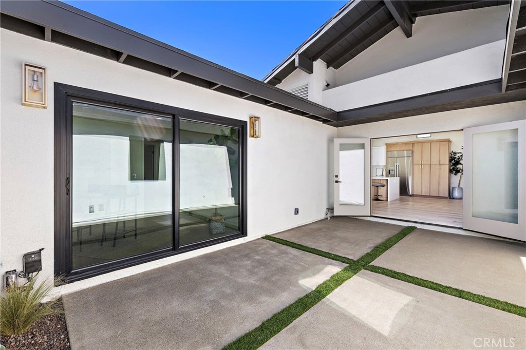 MLS #OC25250070 image #31