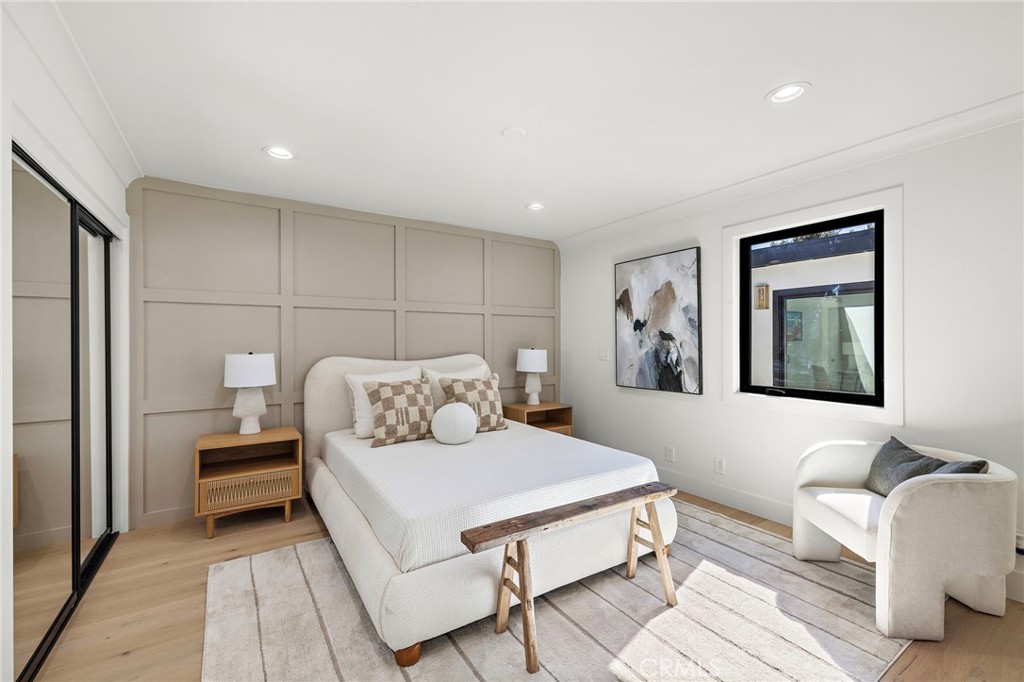 MLS #OC25250070 image #33