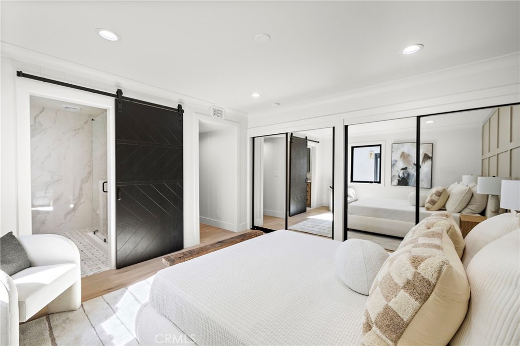 MLS #OC25250070 image #34