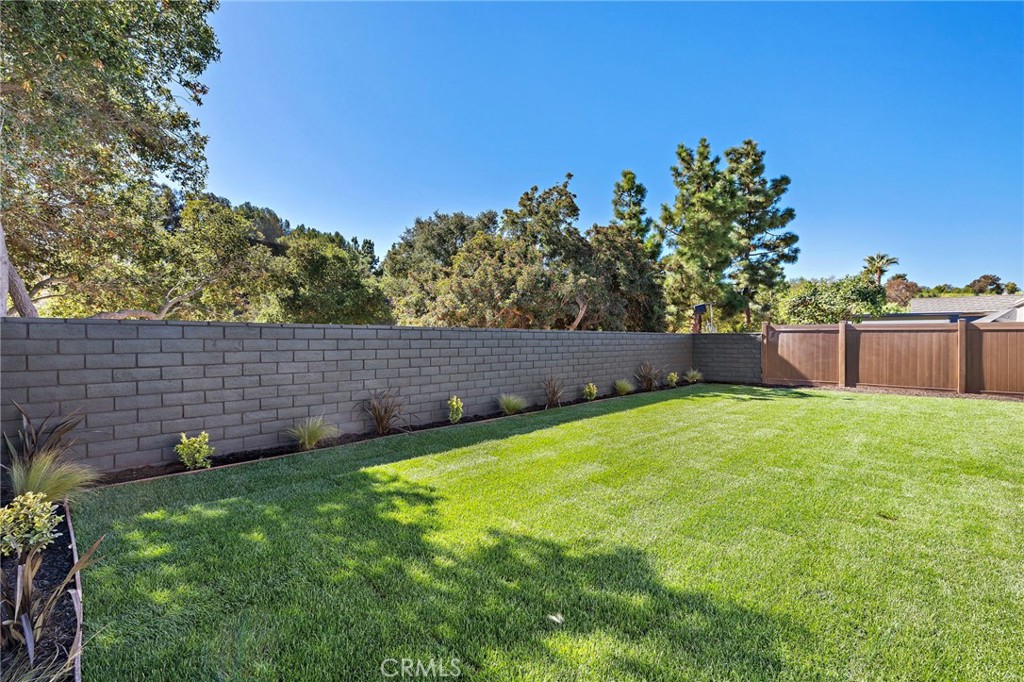 MLS #OC25250070 image #44